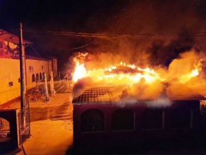 Incendiu puternic la o fermă agricolă și la un restarant din Roșiorii de Vede - Ziarul Mara